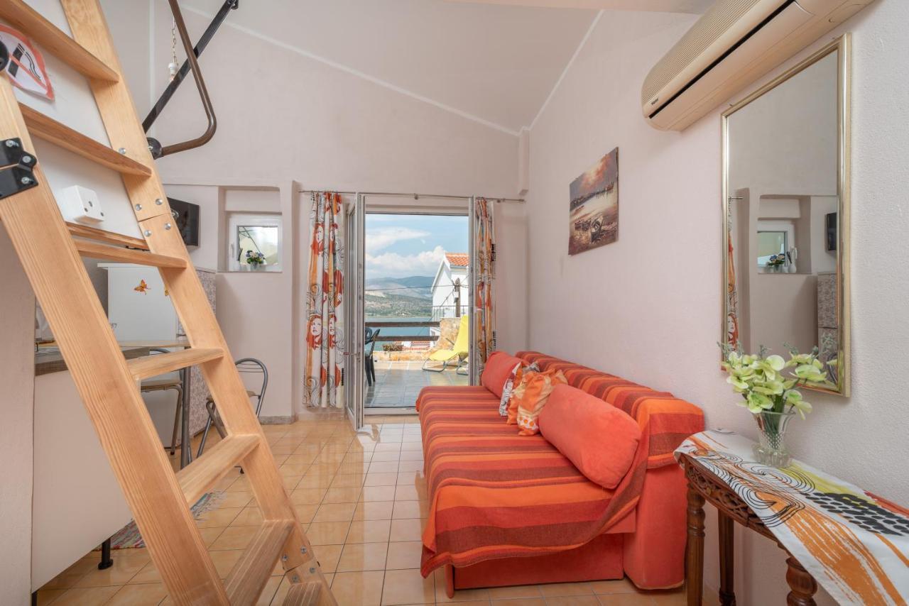 Apartmani Kate Trogir Buitenkant foto