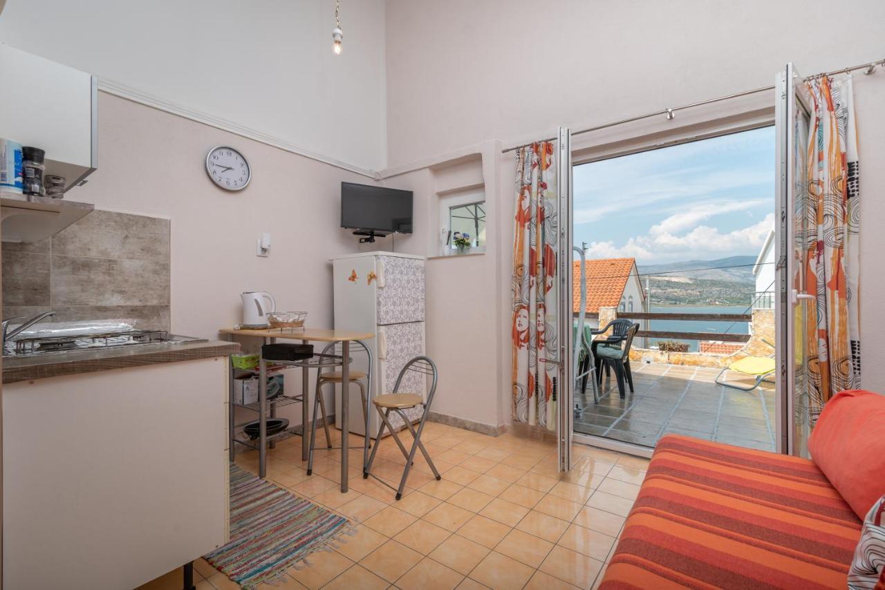 Apartmani Kate Trogir Buitenkant foto