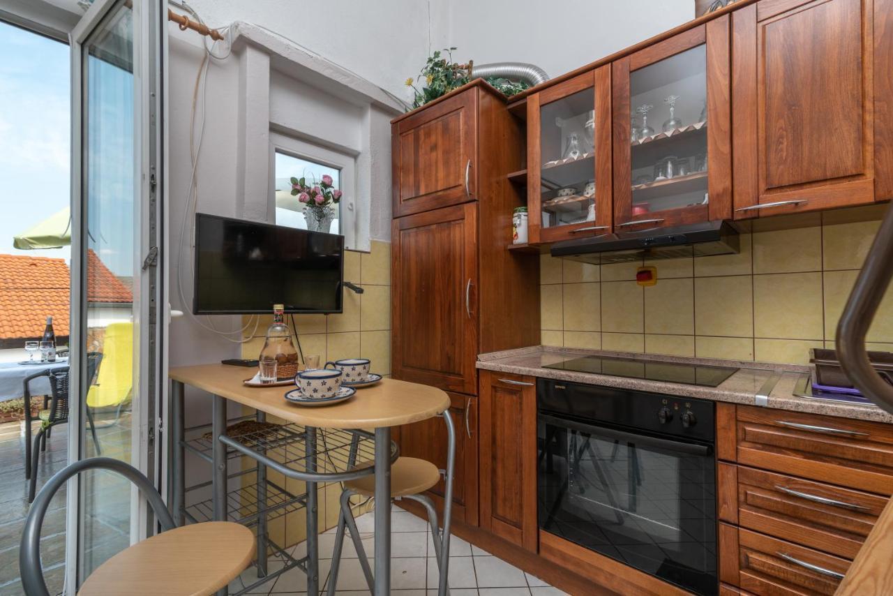 Apartmani Kate Trogir Buitenkant foto