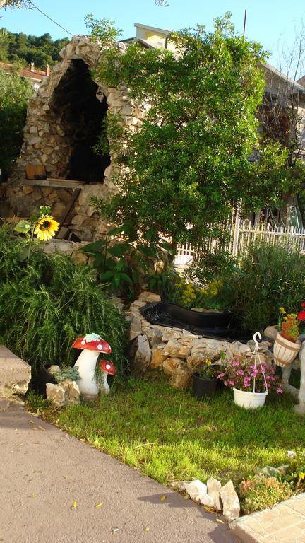 Apartmani Kate Trogir Buitenkant foto